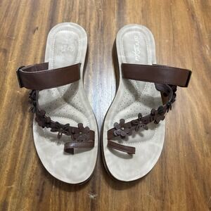 Annie Essentials Daisy Comfort Sandals Tan Slip On Women Size 11 EUC